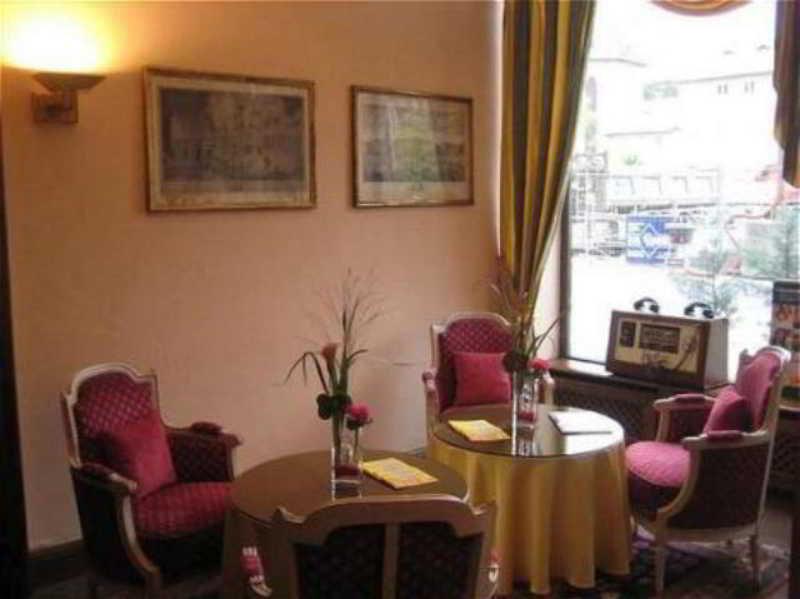 Ibis Styles Strasbourg Centre Petite France Hotel Interior photo